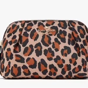 Kate Spade Chelsea makeup bag NWT
